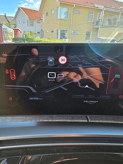 Peugeot 5008 3 of 4