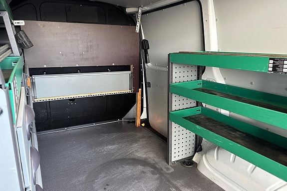 Volkswagen Transporter 18 of 22
