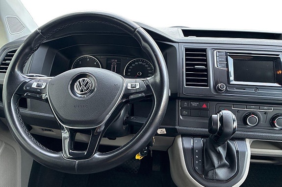 Volkswagen Transporter 13 of 22