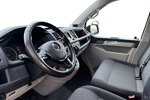 Volkswagen Transporter 11 of 22