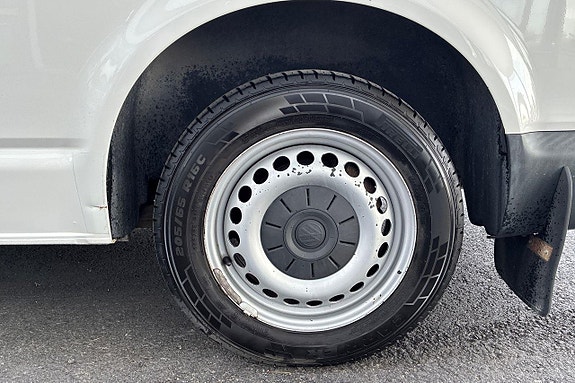 Volkswagen Transporter 10 of 22