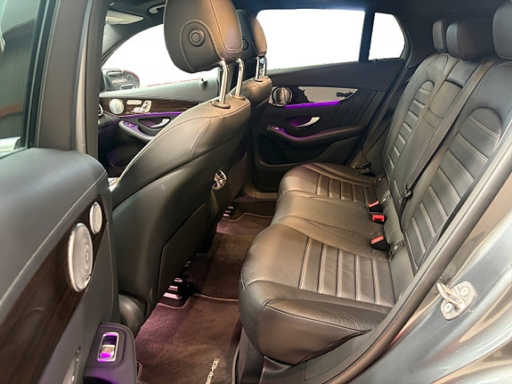 Mercedes-Benz GLC200 15 of 20