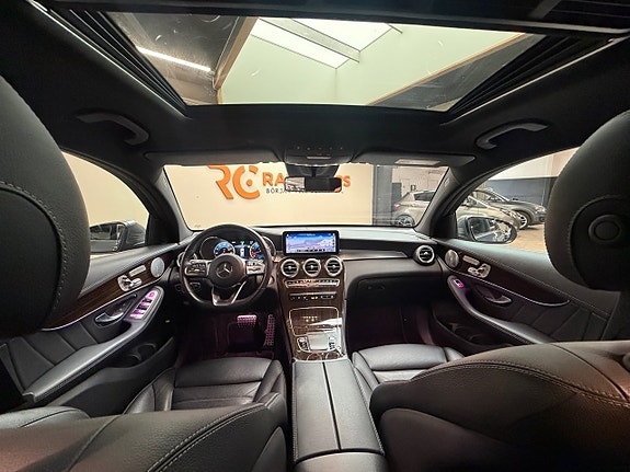 Mercedes-Benz GLC200 18 of 20