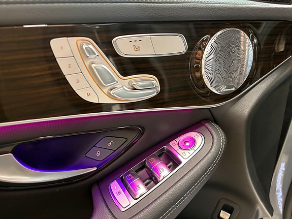Mercedes-Benz GLC200 20 of 20