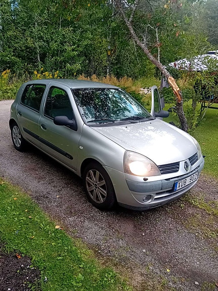 Renault Clio 6 of 11