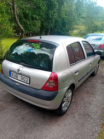 Renault Clio 5 of 11
