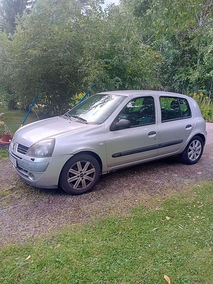 Renault Clio 4 of 11