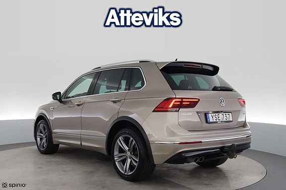 Volkswagen Tiguan 25 of 27