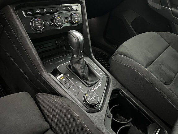Volkswagen Tiguan 13 of 27