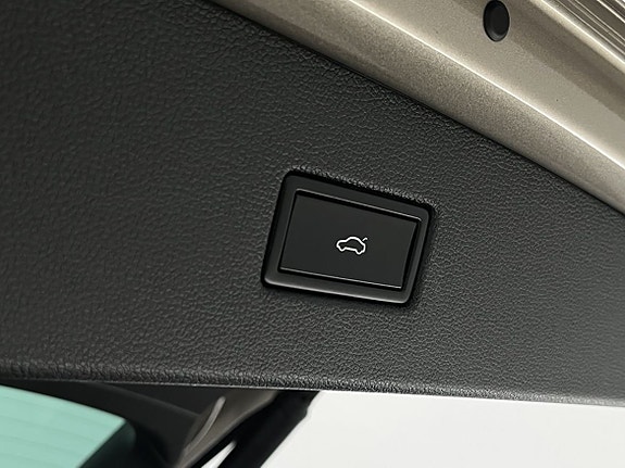 Volkswagen Tiguan 23 of 27
