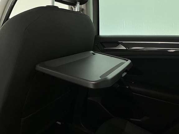 Volkswagen Tiguan 19 of 27