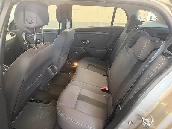 Renault Megane 9 of 12