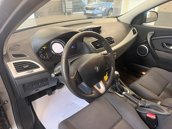 Renault Megane 8 of 12