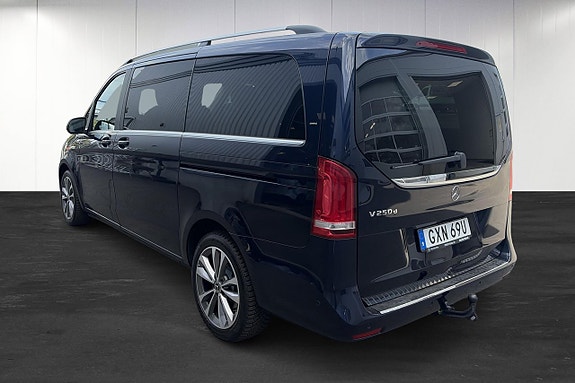 Mercedes-Benz V250 d 3 of 28