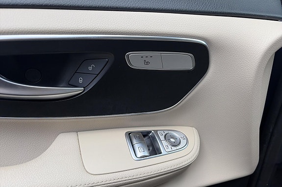 Mercedes-Benz V250 d 21 of 28