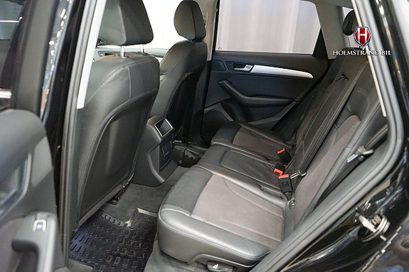 Audi Q5 8 of 15