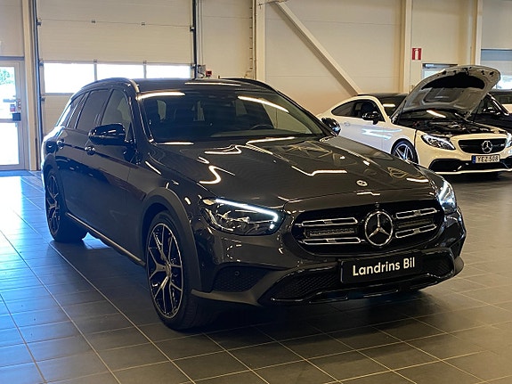 Mercedes-Benz E400 d 3 of 23