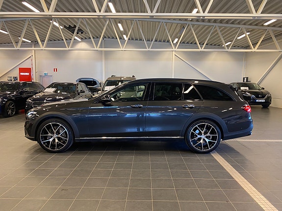 Mercedes-Benz E400 d 4 of 23