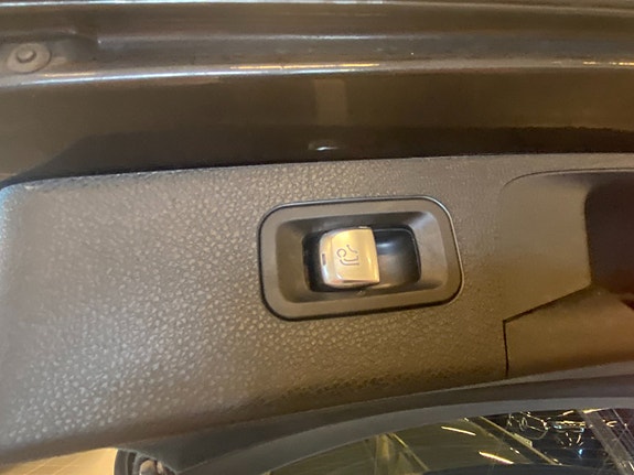 Mercedes-Benz E400 d 20 of 23