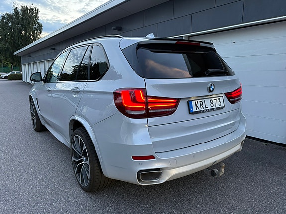 BMW X5 3 of 6