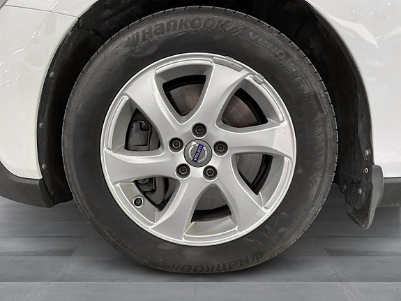 Volvo V40 Cross Country 16 of 16