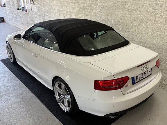 Audi A5 7 of 23