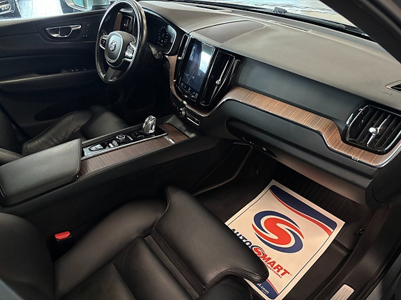 Volvo XC60 23 of 26