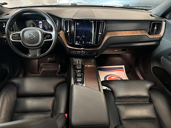 Volvo XC60 21 of 26