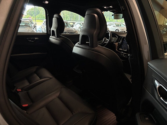 Volvo XC60 22 of 26