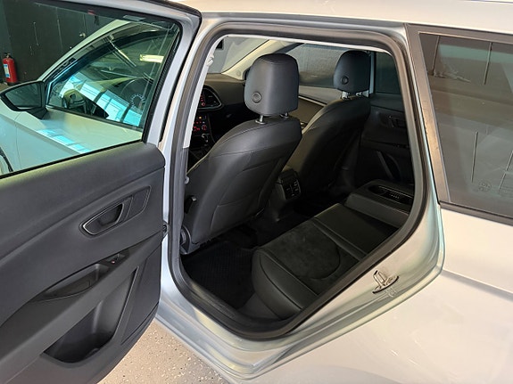 Seat Leon 10 of 21