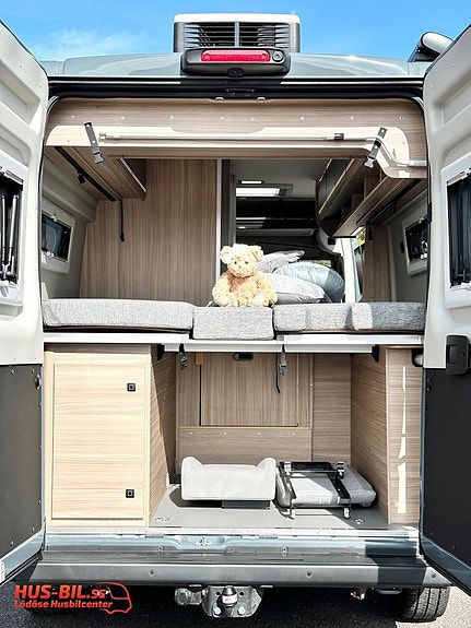 Pössl Summit 600 Shine L E / Långbädd / 5,99m / 180hk / AC 24 of 27