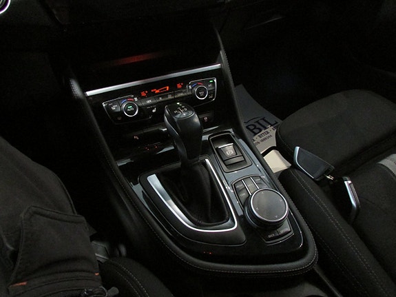 BMW 220d 16 of 21