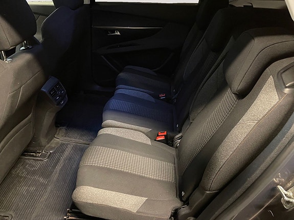 Peugeot 5008 12 of 21