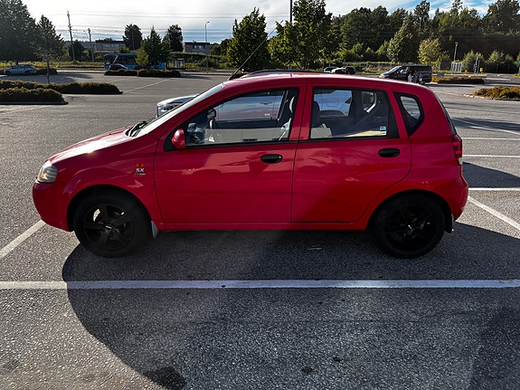 Daewoo Kalos 2 of 13