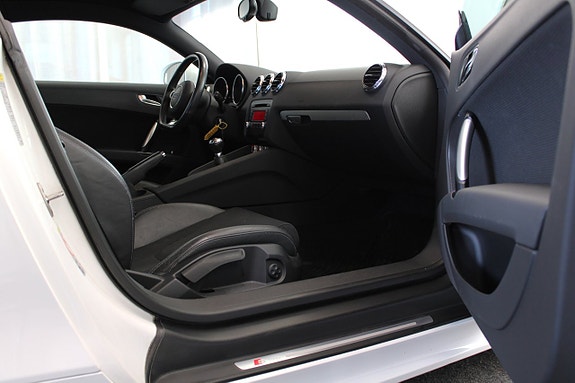 Audi TT 8 of 19