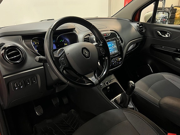 Renault Captur 12 of 26