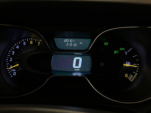 Renault Captur 23 of 26