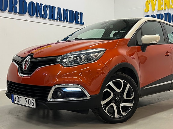 Renault Captur 3 of 26