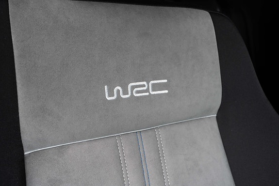 Volkswagen Polo 17 of 22
