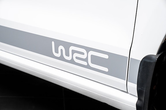 Volkswagen Polo 19 of 22