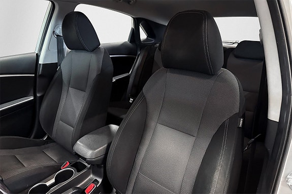 Hyundai i30 10 of 22