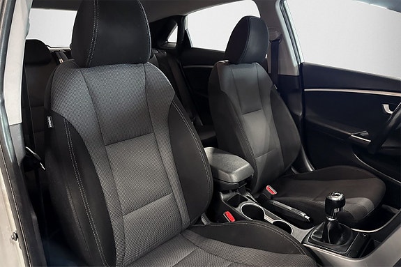Hyundai i30 11 of 22