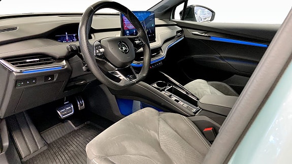 Skoda Enyaq 7 of 24