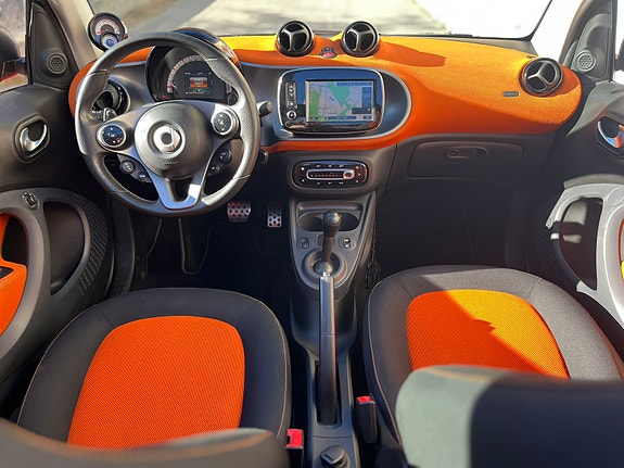 Smart Fortwo cabrio 3 of 6