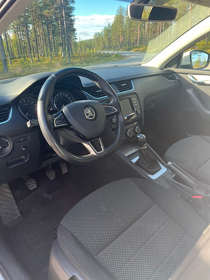Skoda Octavia 10 of 13
