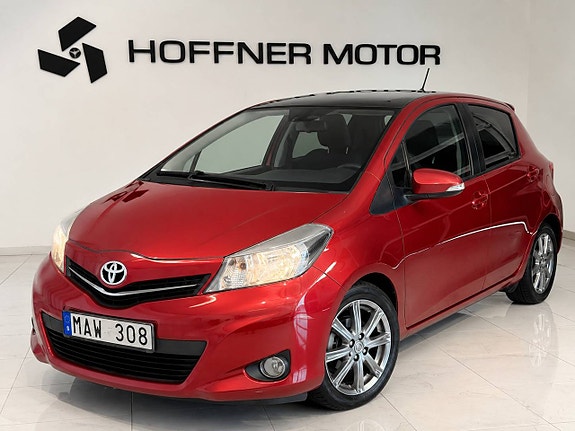 Toyota Yaris 3 of 12