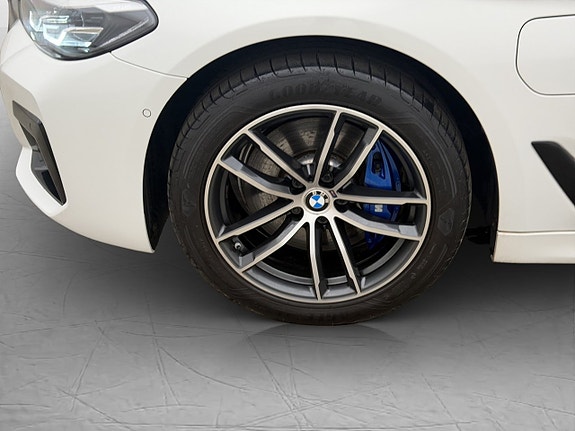 BMW 530e 10 of 30