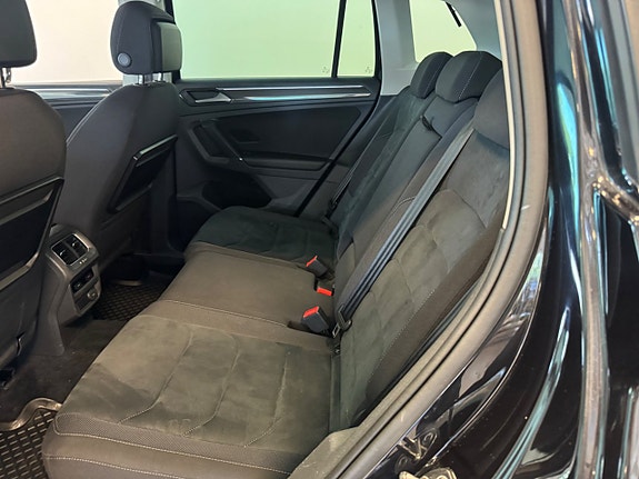 Volkswagen Tiguan 8 of 15