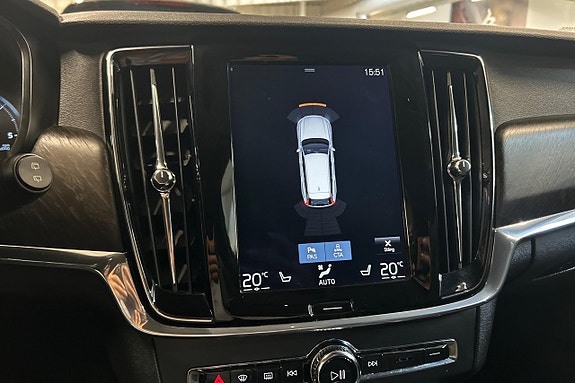Volvo V90 Cross Country 22 of 27