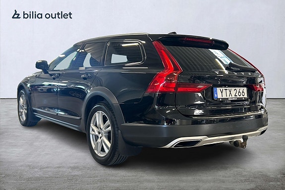 Volvo V90 Cross Country 8 of 27